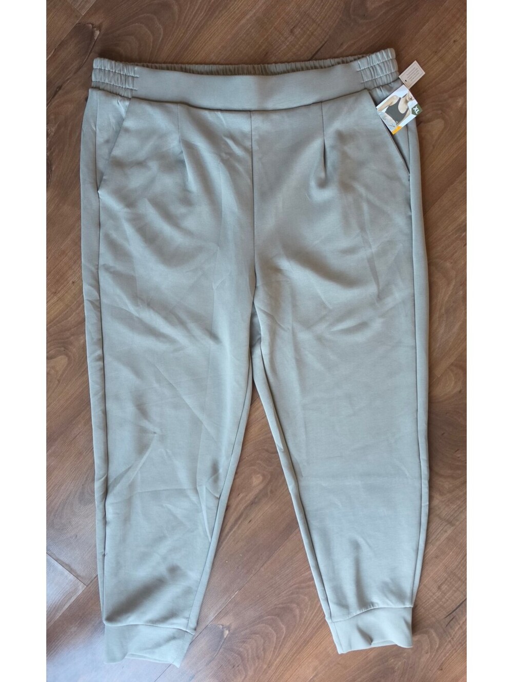 Avia Women's Scuba Pleat Jogger Pants Grey Fog Size XL NWT, 239